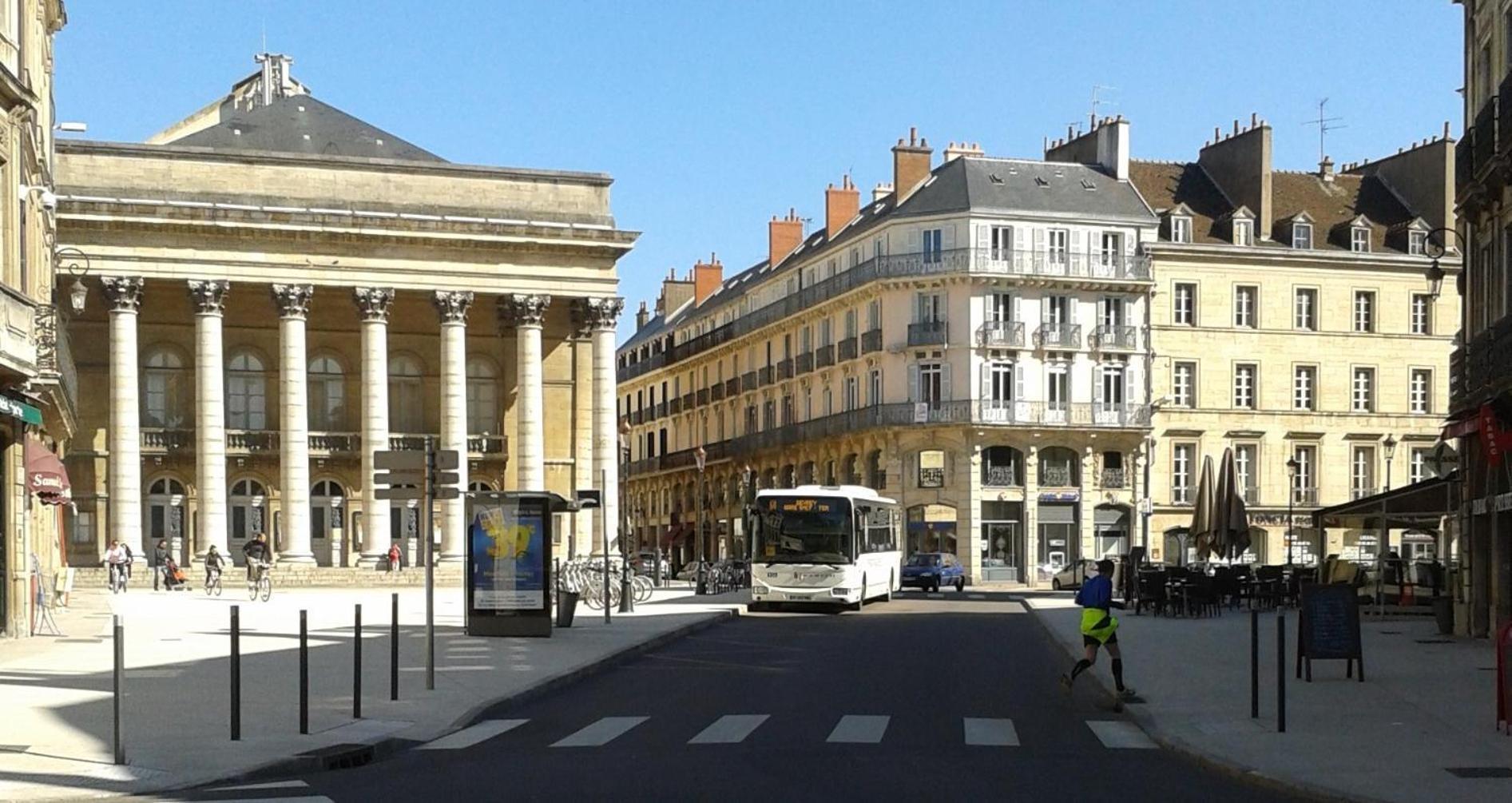 Theatre 12 - Dijon Hyper Centre Appartement T2 Face Musee, Monuments Et Restaurants מראה חיצוני תמונה